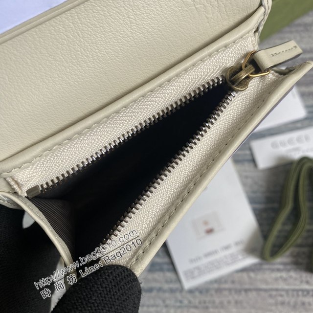 Gucci新款卡包 古馳竹子設計小牛皮錢包 Gucci全皮純色零錢包 658244  ydg3015
